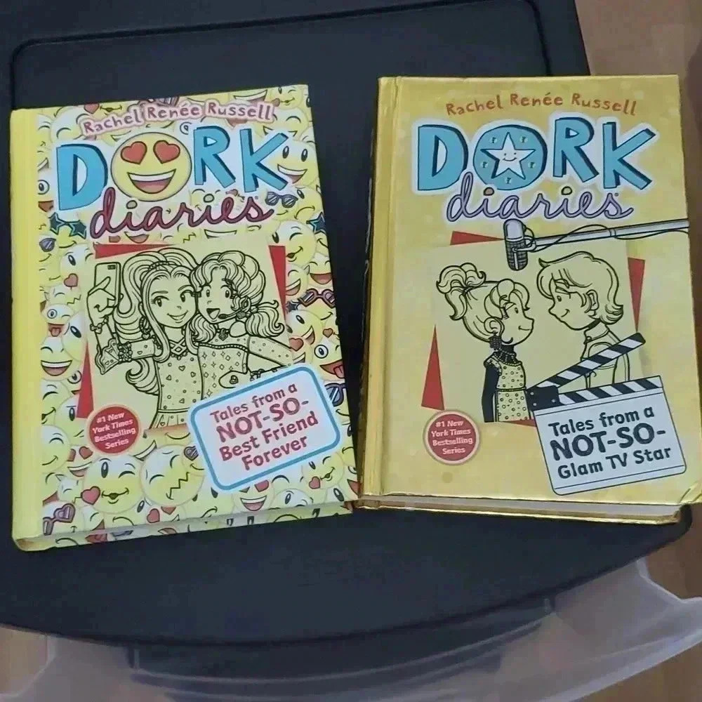 ☆☆☆Dork diary book set - Picture 2 of 9